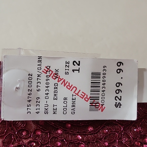 Night Dress - Picture 4 of 8